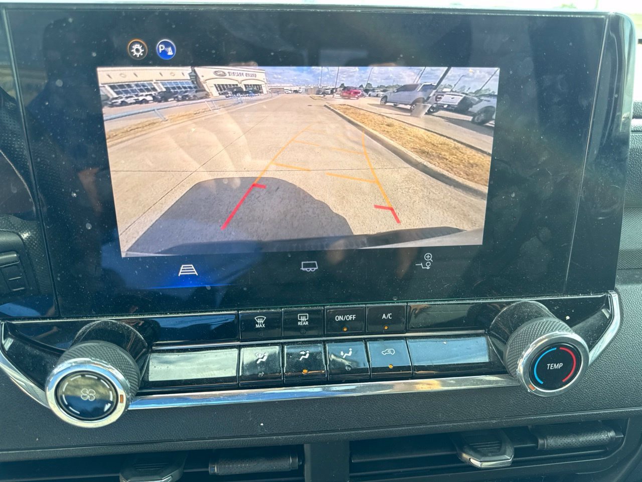 Used 2024 Chevrolet Colorado W/T w/ Safety Package RWD image 25