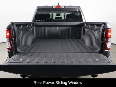Used 2022 RAM 1500 Big Horn AWD/4WD image 17