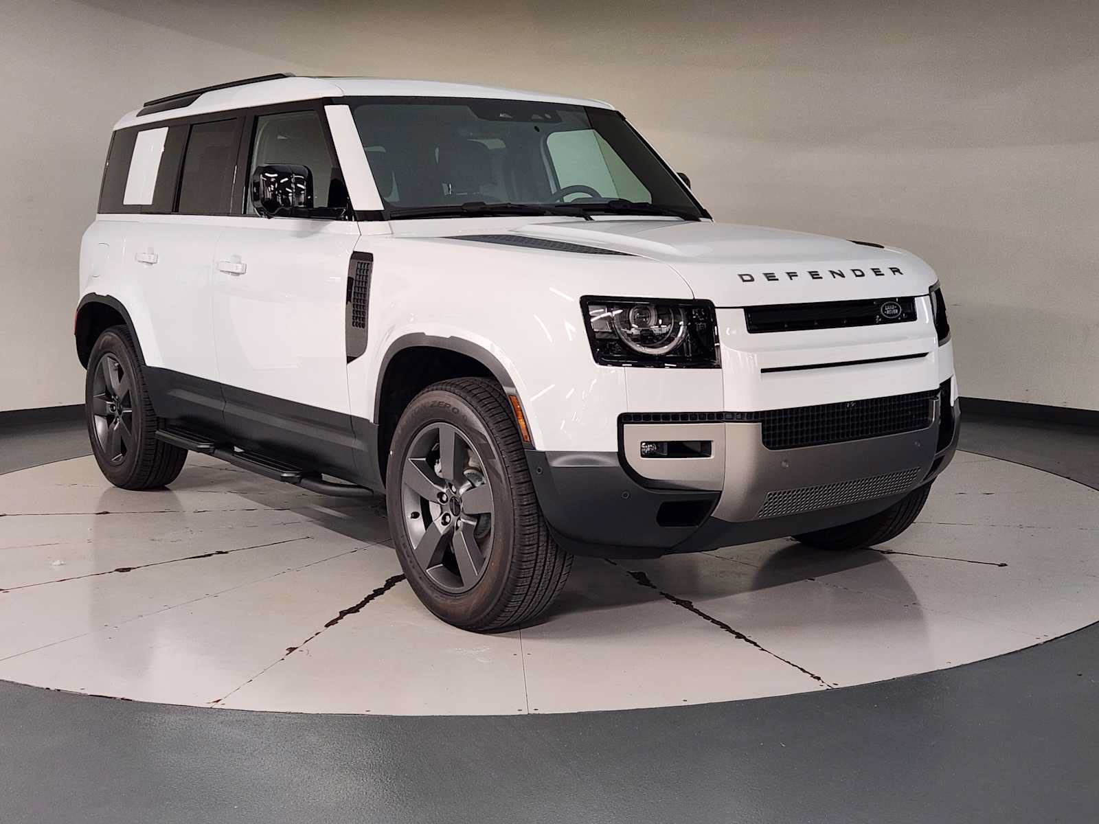 New 2026 Land Rover Defender 110 S AWD/4WD image 7