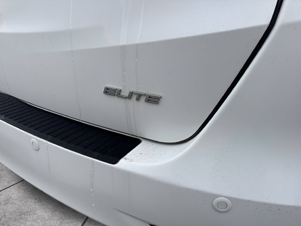 Used 2023 Honda Odyssey Elite image 34