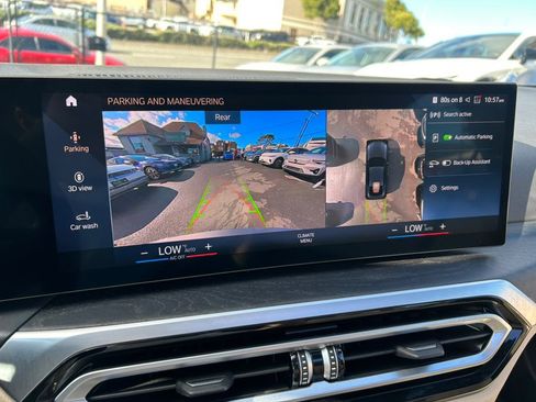 Used 2023 BMW i4 eDrive40 image 28