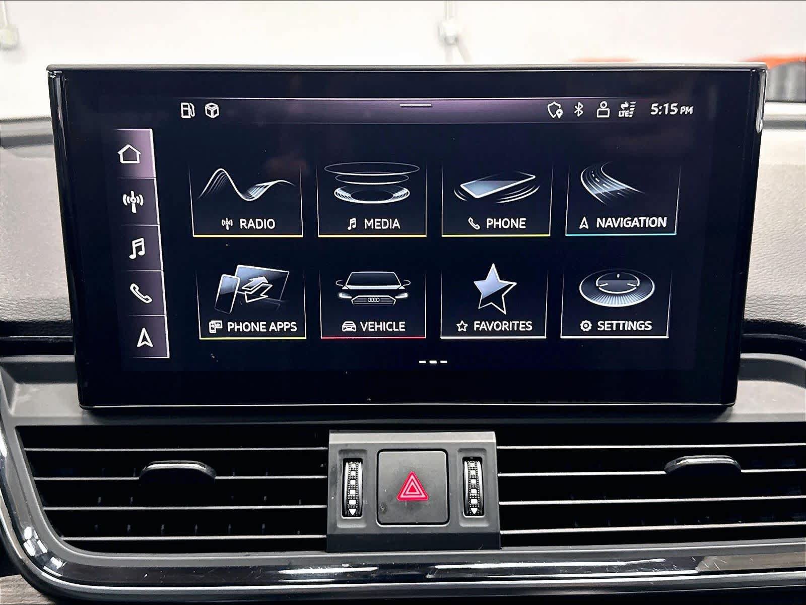 Used 2023 Audi Q5 2.0T Premium Plus w/ Premium Plus Package AWD/4WD image 8