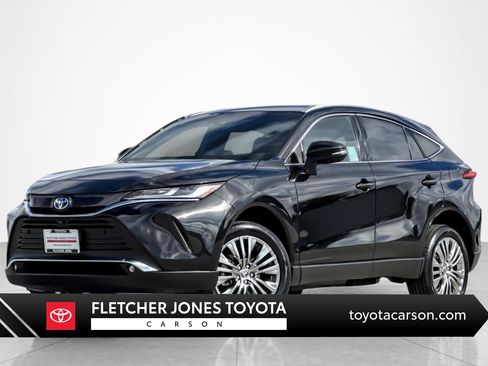 Certified 2023 Toyota Venza Limited image 1