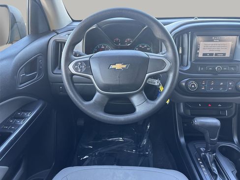 Used 2017 Chevrolet Colorado W/T w/ WT Convenience Package image 8
