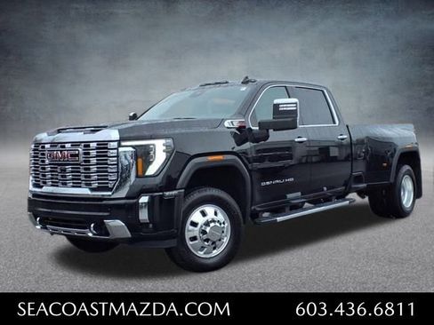 Used 2024 GMC Sierra 3500 Denali w/ Denali Reserve Package image 2
