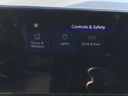 Certified 2025 Chevrolet Equinox LT w/ Convenience Package II image 20