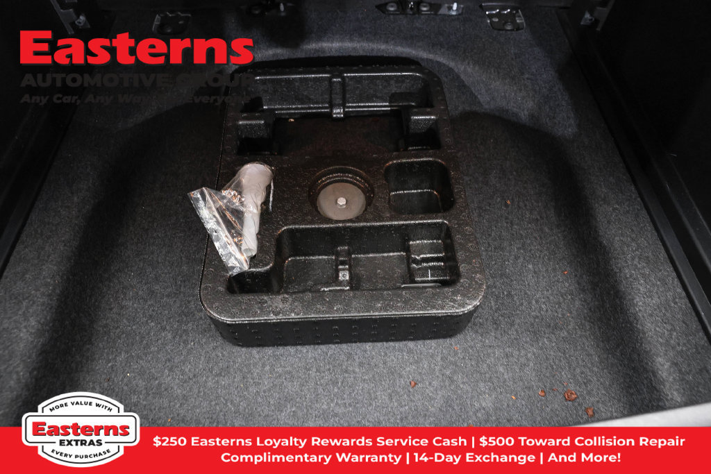 Used 2018 Jeep Compass Latitude w/ Popular Equipment Group AWD/4WD image 24