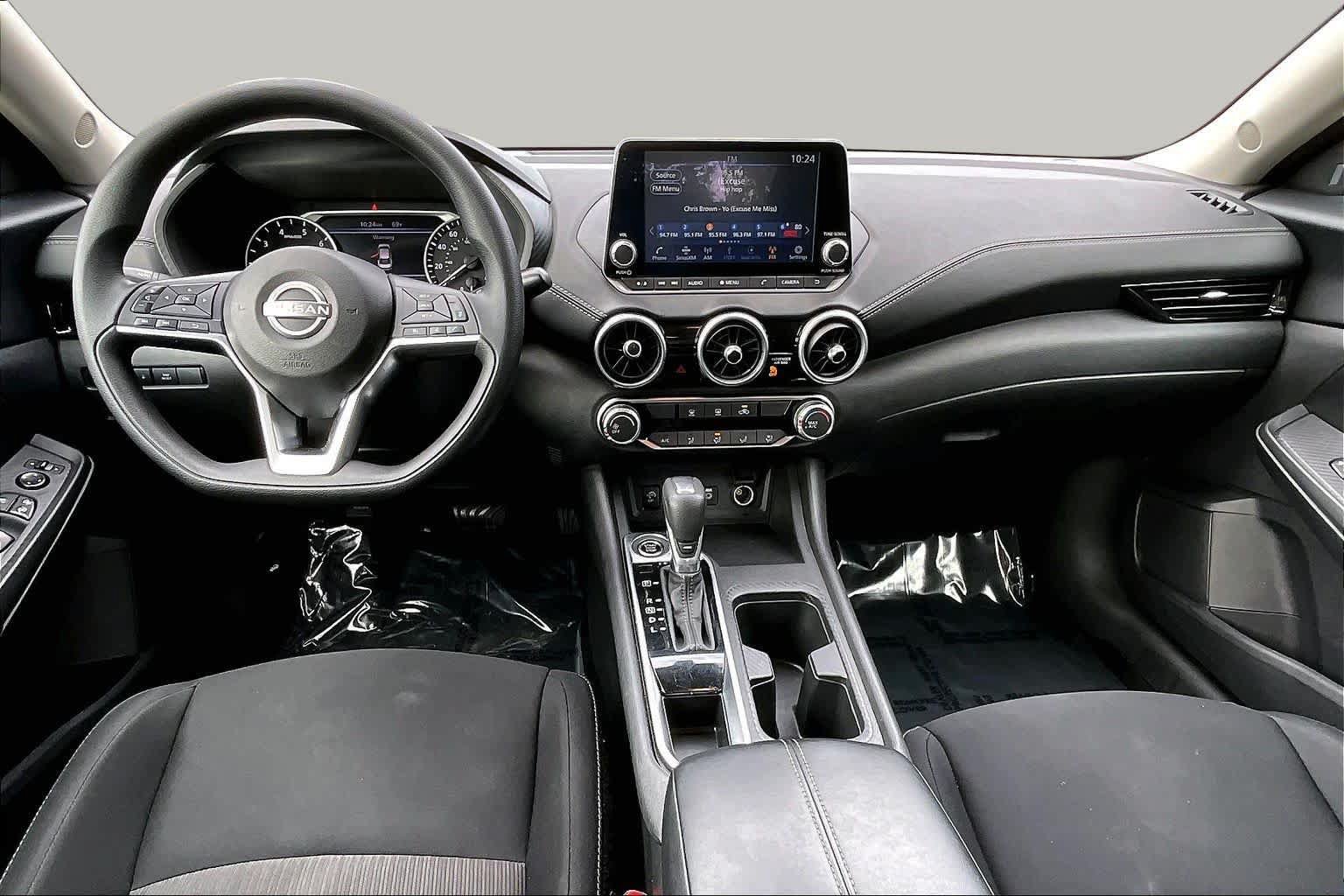 Used 2024 Nissan Sentra SV FWD image 16