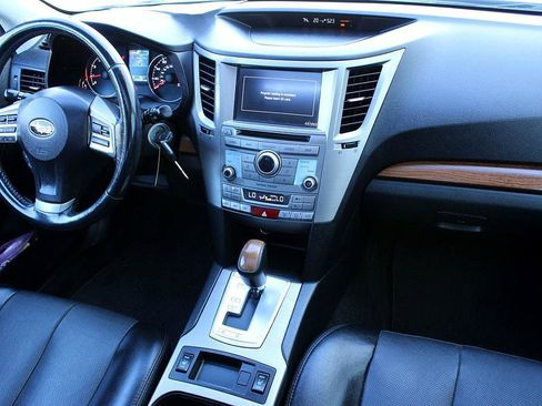 Used 2014 Subaru Outback 2.5i Limited image 18