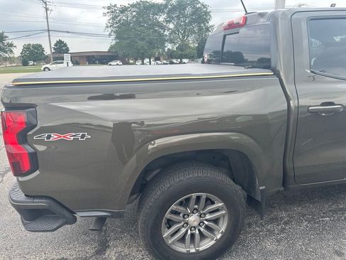 Used 2023 Chevrolet Colorado LT w/ LT Convenience Package II AWD/4WD image 6