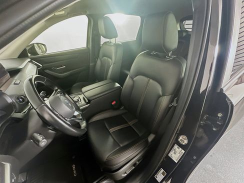 Used 2025 MAZDA CX-90 3.3 Turbo w/ Select Package AWD/4WD image 13
