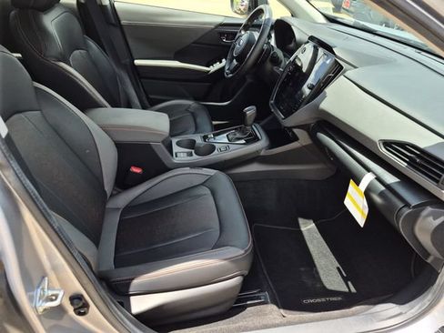 Used 2025 Subaru Crosstrek 2.5i Limited w/ Crosstrek Mirror Package AWD/4WD image 10