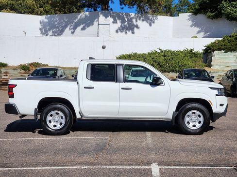 Certified 2024 Nissan Frontier S image 2