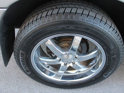 Used 2003 Toyota Sequoia Limited RWD image 12