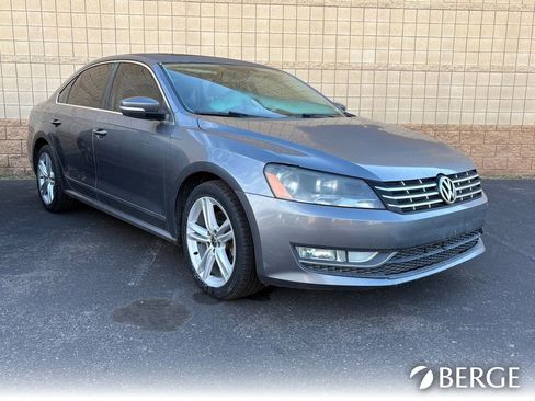 Used 2013 Volkswagen Passat TDI SEL Premium image 6