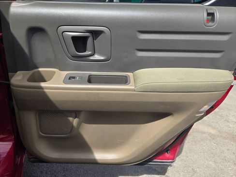 Used 2006 Honda Ridgeline RTS image 16