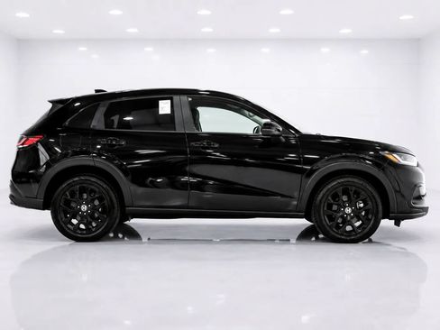 Used 2023 Honda HR-V Sport image 6