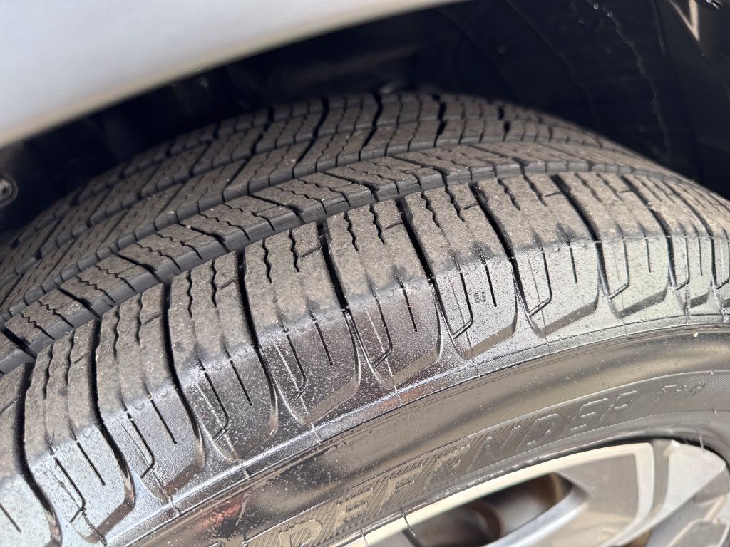 Used 2019 Honda CR-V EX image 27