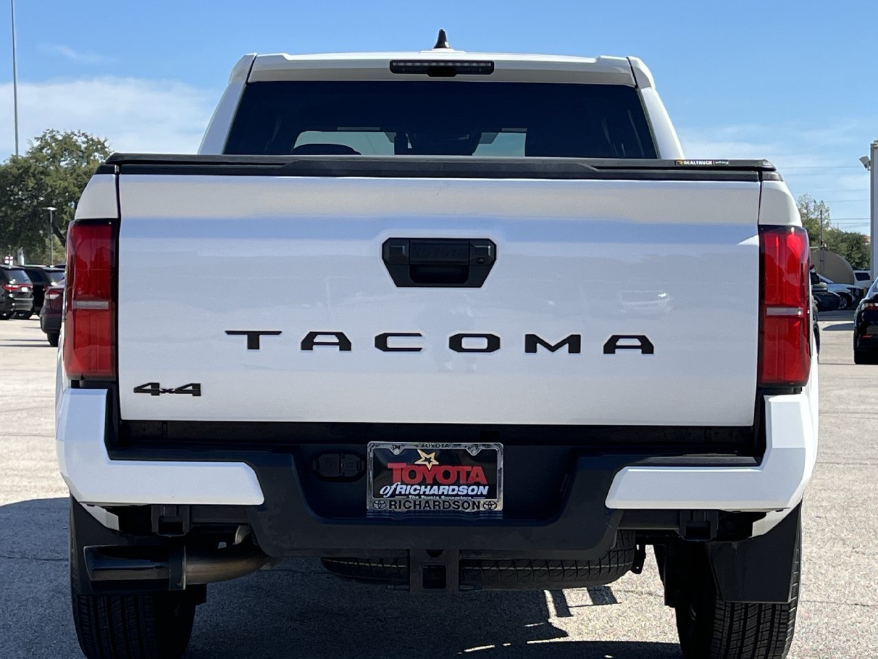Used 2024 Toyota Tacoma TRD Sport AWD/4WD image 5
