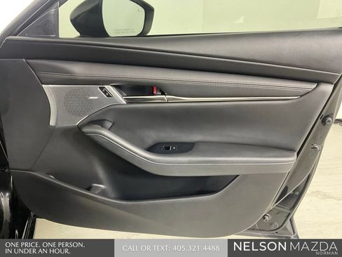 Used 2020 MAZDA MAZDA3 AWD Sedan w/ Premium Package image 21