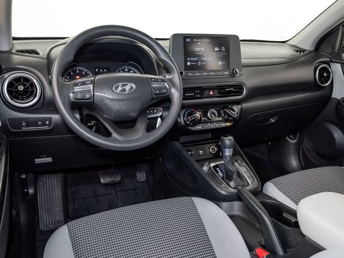 Used 2022 Hyundai Kona SE AWD/4WD image 7