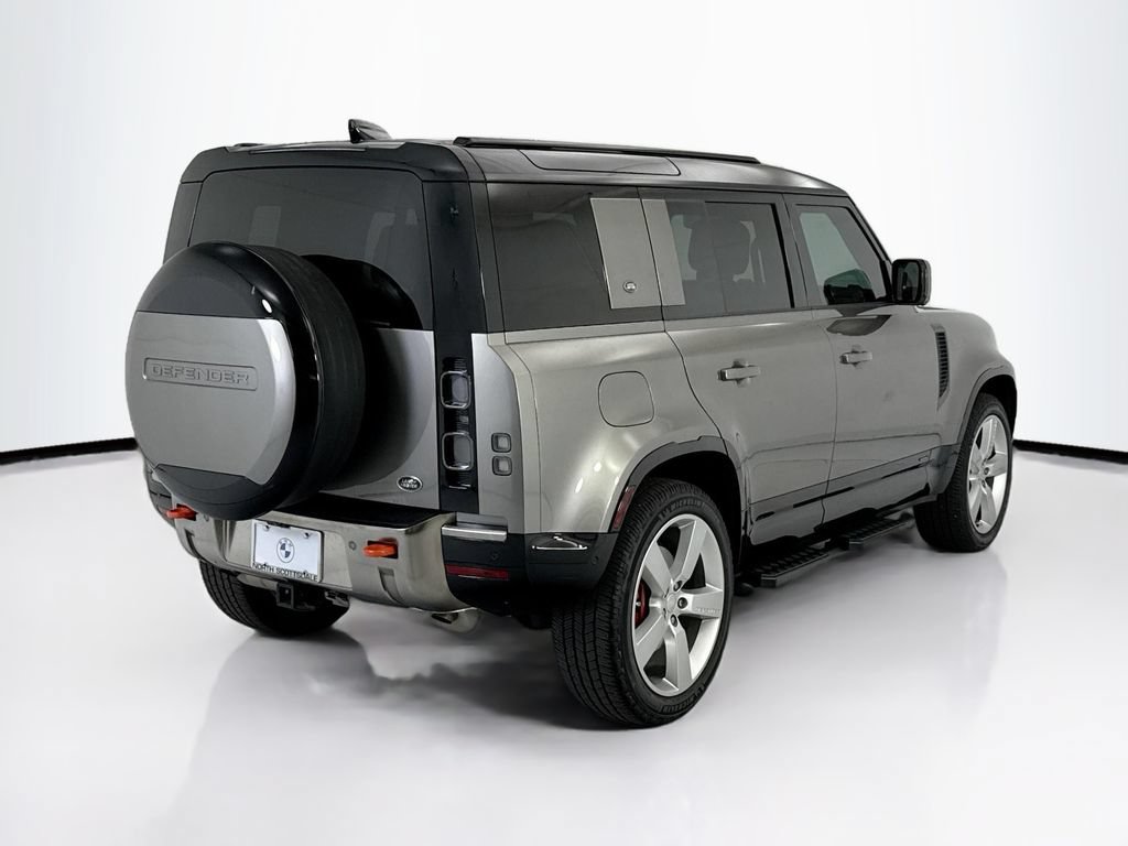 Used 2023 Land Rover Defender 110 X AWD/4WD image 5