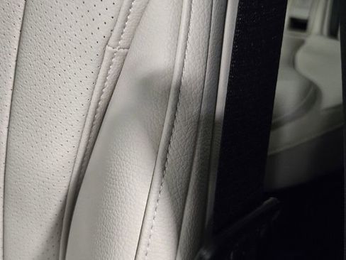 New 2026 Mercedes-Benz E 450 4MATIC Sedan image 15