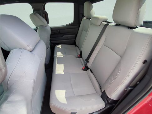 Used 2025 Toyota Tacoma SR5 image 13