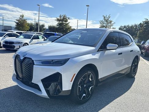 Certified 2024 BMW iX xDrive50 w/ Premium Package AWD/4WD image 3