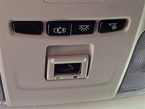 Used 2022 Toyota Corolla LE image 26