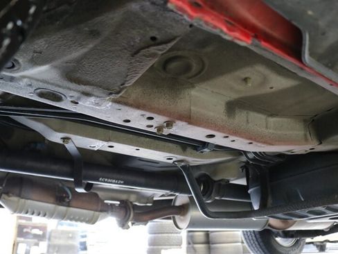 Used 2005 Honda Element EX image 25