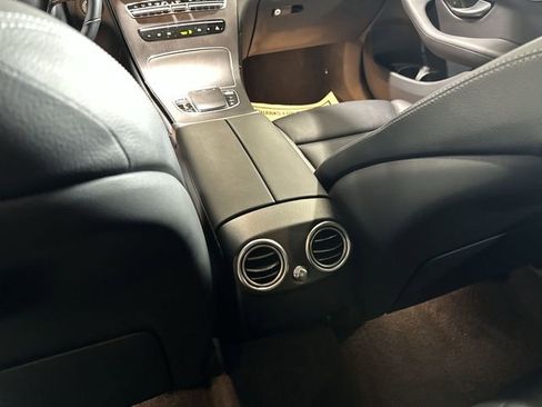 Used 2023 Mercedes-Benz GLC 300 4MATIC Coupe image 25