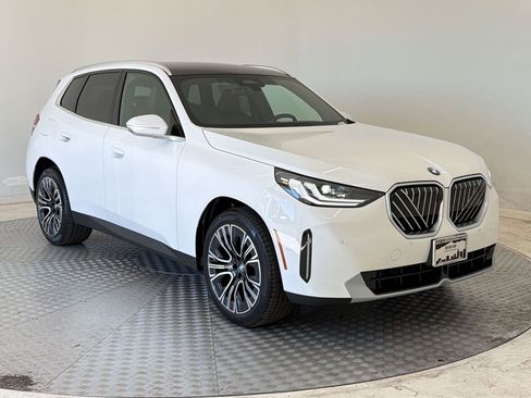 New 2026 BMW X3 xDrive30 w/ Premium Package AWD/4WD image 7