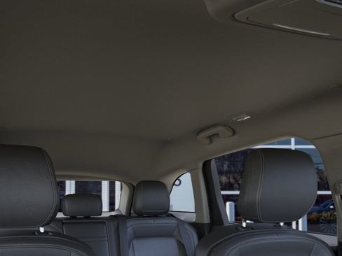 New 2025 Lincoln Nautilus Premier image 22