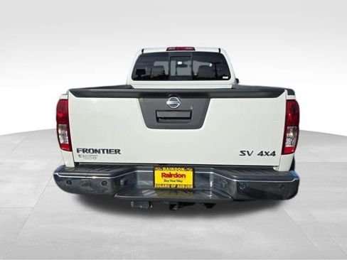 Used 2019 Nissan Frontier SV w/ Value Truck Package image 9