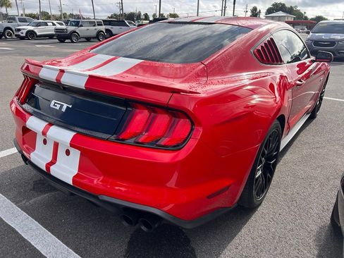 Used 2018 Ford Mustang GT RWD image 4