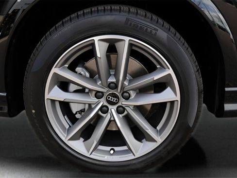 Used 2025 Audi Q3 2.0T Premium w/ Convenience Package image 10