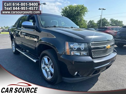 Used 2013 Chevrolet Avalanche LS w/ All-Star Edition AWD/4WD image 7