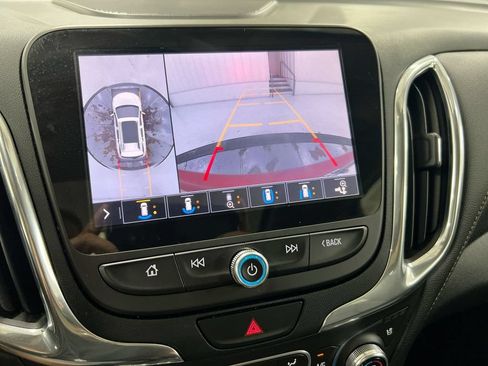 Used 2019 Chevrolet Equinox Premier AWD/4WD image 16