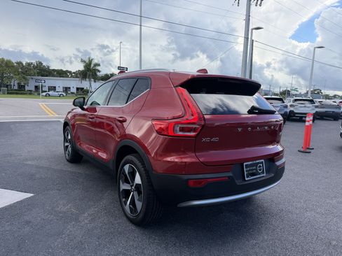 Used 2024 Volvo XC40 B5 Plus w/ Protection Package AWD/4WD image 5