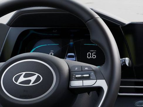 New 2026 Hyundai Elantra Sport image 14