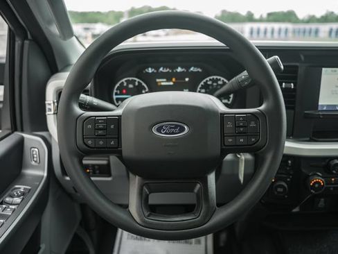New 2026 Ford F250 XLT w/ Snow Plow/Camper Package AWD/4WD image 38