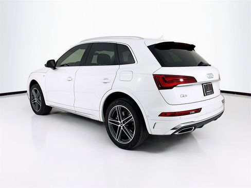 Used 2021 Audi Q5 e Prestige image 3