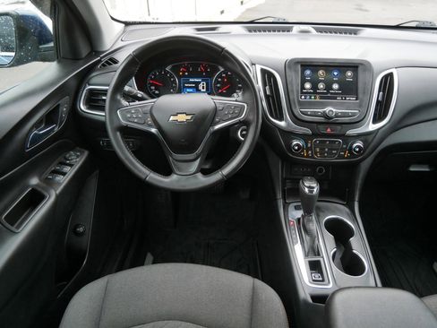 Used 2020 Chevrolet Equinox LT image 11