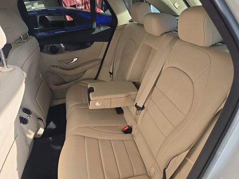 Certified 2022 Mercedes-Benz GLC 300 image 17