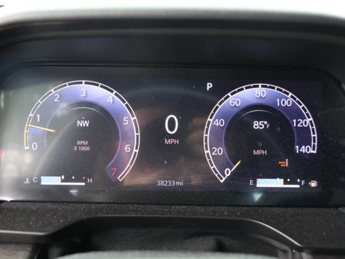 Used 2022 Jeep Grand Cherokee L Overland w/ MOPAR Finishing Package AWD/4WD image 19