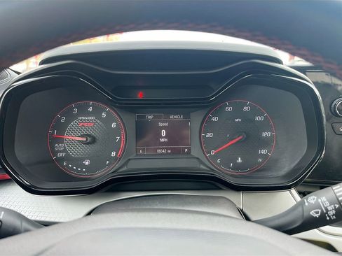 Used 2024 Chevrolet Trax RS image 12