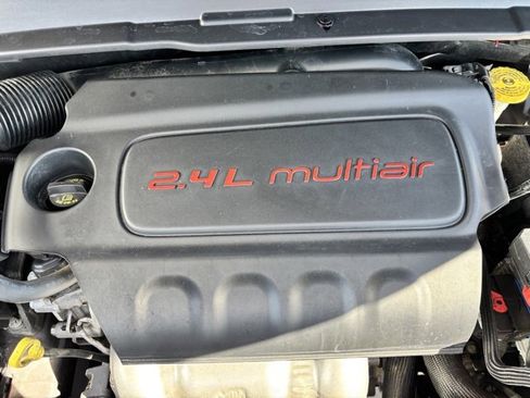 Used 2022 Jeep Compass Limited image 22