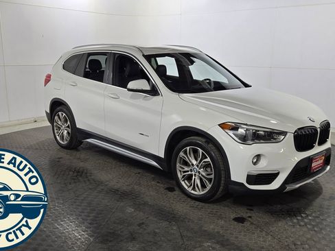 Used 2018 BMW X1 xDrive28i image 1