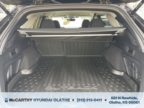 Used 2025 Subaru Outback Premium w/ Popular Package #1A image 19